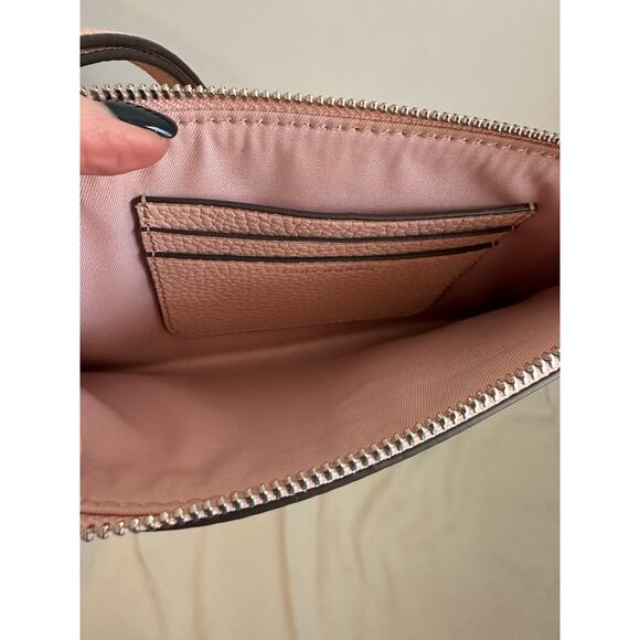 Tory Burch Light Pink leather Wristlet - Picture 5 of 5